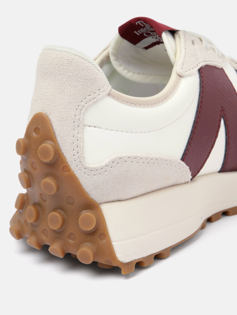 New Balance Womens 327 Moonbeam Sneakers