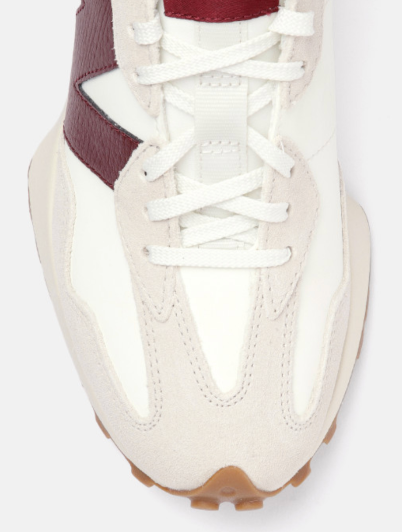 New Balance Womens 327 Moonbeam Sneakers